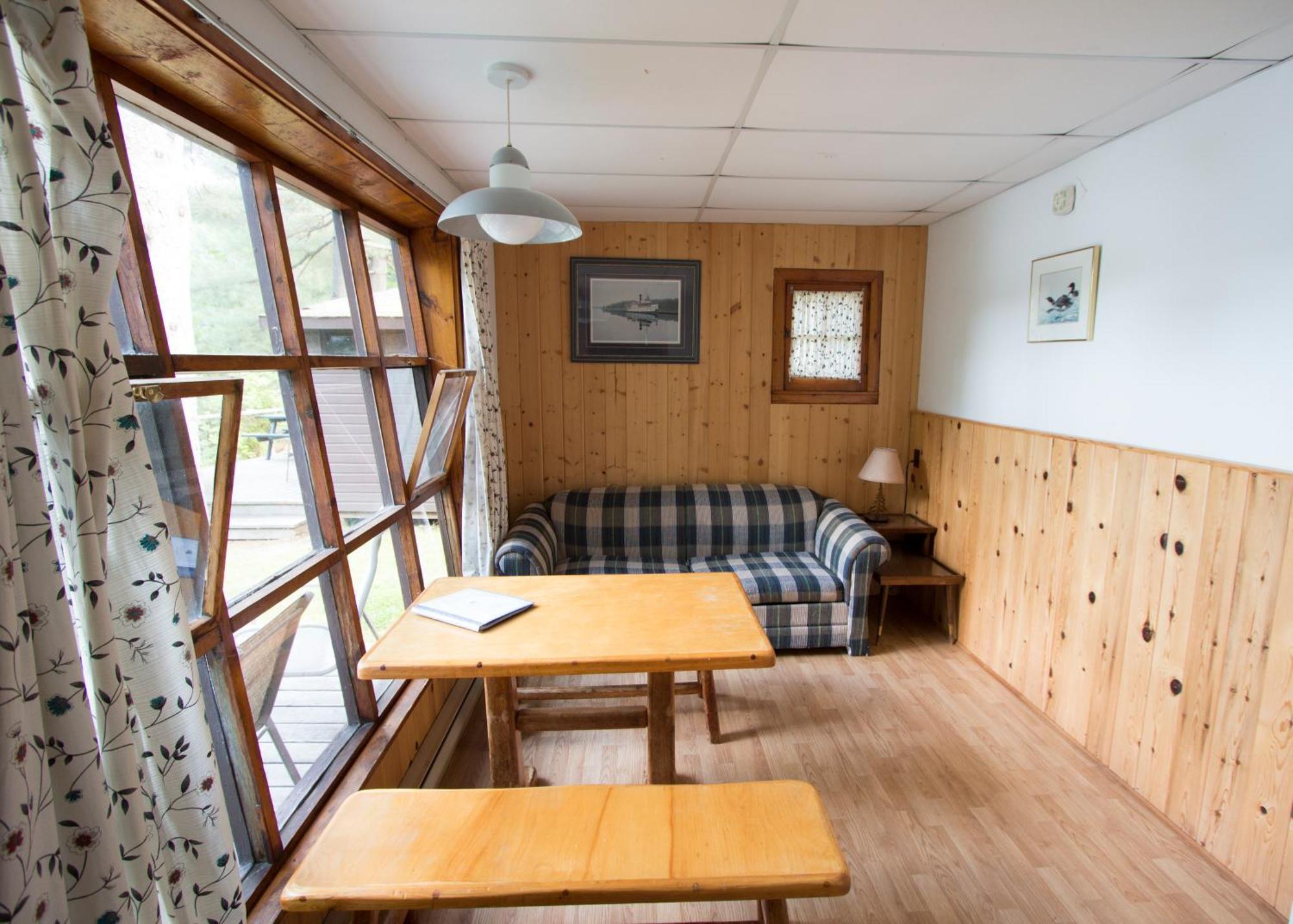 The Pines Cottage Resort Oxtongue Lake المظهر الخارجي الصورة